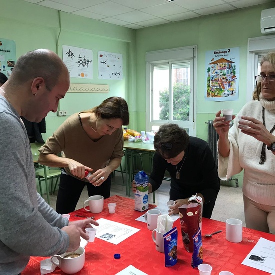 2018 12 Jornada Cultural Inglés Mugcakes 3