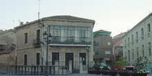 Casa y plaza en El Molar