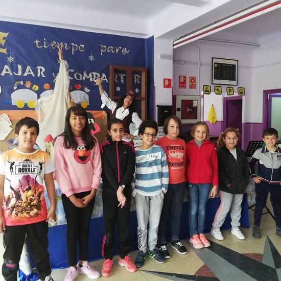 Mercadillo de Libros, premiados, y exposición de trabajos. Día del Libro curso 18-19 39