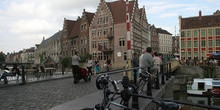 Vista de una calle de Gante, Bélgica
