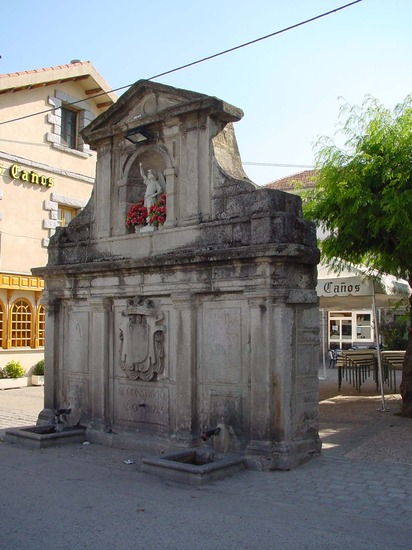 Fuente de piedra en Guadarrama