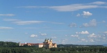 Vista de la Abadía de Melk desde el Danubio