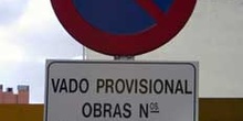 Señal de tráfico (prohibido estacionar)