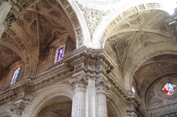 Pilares y arquerías, Catedral de Jerez de la Frontera, Cádiz, An