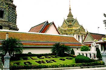 Entrada al Wat Po, Tailandia