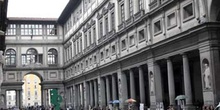 Fachada Sur de la Galleria degli Uffizi, Florencia