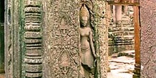 Detalle de columna en Angkor, Camboya