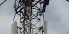 DESMONTAJE DE MENSULAS EN TORRE DE COMUNICACIONES