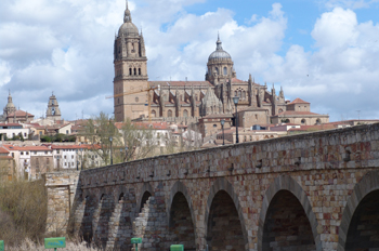 Catedral Nueva de Salamanca desde el Puente Romano, salamanca, C