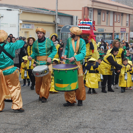 DESFILE POR LAS CALLES DE QUIJORNA