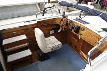 Interior barco a motor, Venecia