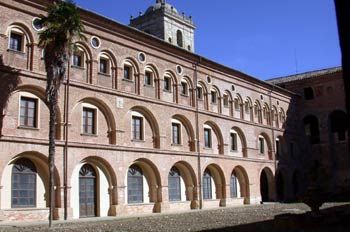 Claustro Nuevo del Monasterio de Irache, Ayegui, Comunidad Foral