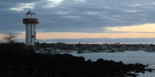 Faro y Vista general de Puerto Baquerizo Moreno, Ecuador