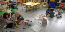 Las hormigas amarillas disfrutan en clase_CEIP FDLR_Las Rozas