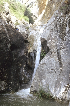 Pequeña cascada