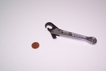 Llave con trinquete adaptable para tuberías