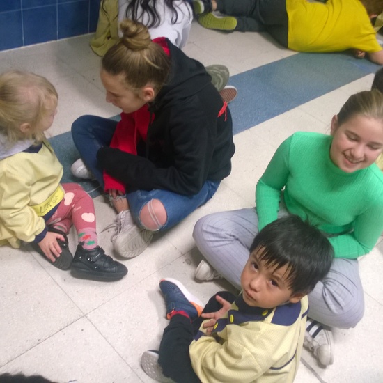 Cuéntame un cuento - Actividad conjunta Infantil 3 años y 6º Ed. Primaria 4