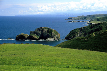 Vista hacia oriente del Cabo de Peñas, Gozón, Principado de Astu