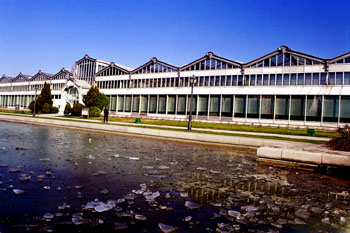 Construcción acristalada