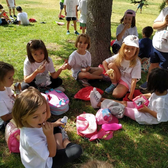 CONVIVENCIA 1º Y 5 AÑOS 4