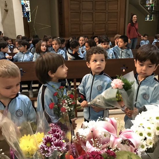 Flores a María - Educación Infantil 10