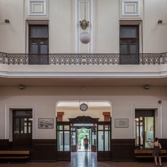 IES_ISABELLACATOLICA_EDIFICIO_016