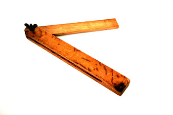 Falsa escuadra de madera