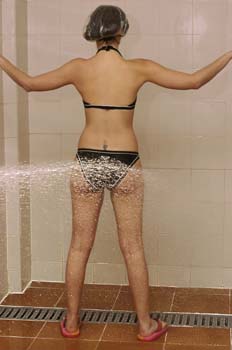 Chorros a presión: posición espalda glúteos