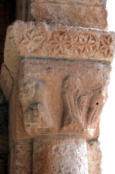 Capitel de la Iglesia de Sta. María del Ribero, San Esteban de G