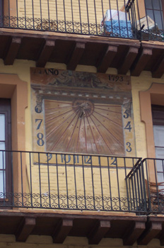 Reloj de Sol, Plaza de España en Calatayud, Zaragoza