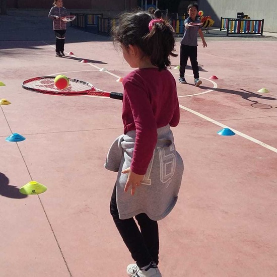 Tenis 1º y 2º.  4