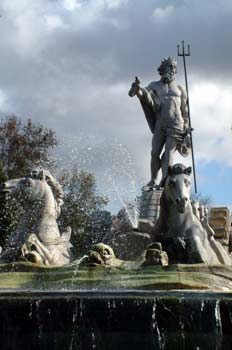 Fuente de Neptuno, Madrid