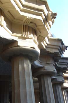 Columnas dóricas, Parque Güell, Barcelona