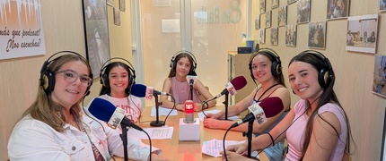 Los Especiales de 8 en Radio.