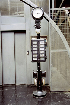 Poste de conexión con las diferentes plantas de la mina, Museo d