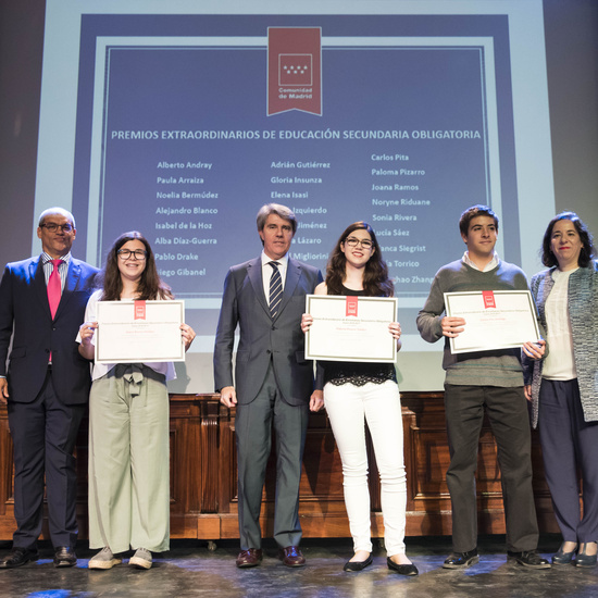 Entrega de los premios extraordinarios correspondientes al curso 2016/2017 3