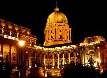 Cúpula del Palacio Real, Budapest, Hungría