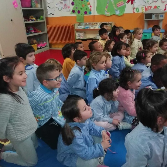 CUENTACUENTOS INFANTIL. día del libro 18-19 11