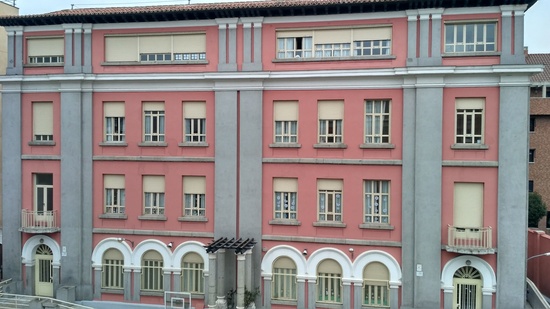 OBRA DE ARTE ARQUITECTÓNICA. INAUGURADO EN 1933.