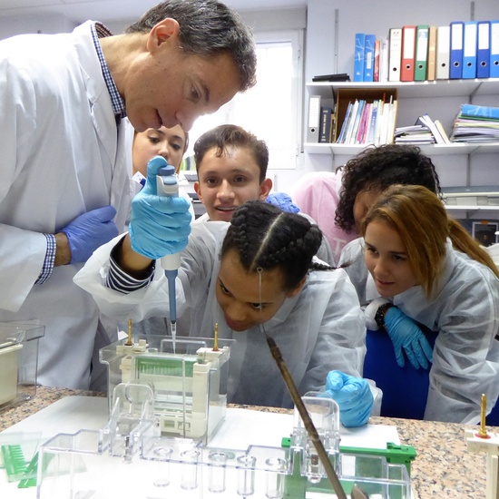 visita facultad veterinaria 2016 5