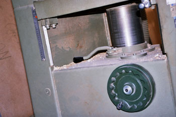 Mando de subida y bajada de la mesa