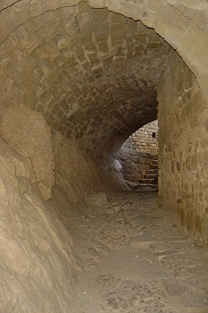 Pasadizo y escalera de acceso