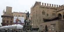 Piazza del Nettuno, Bolonia