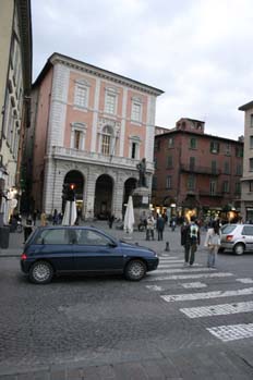 Plaza Garibaldi, Pisa