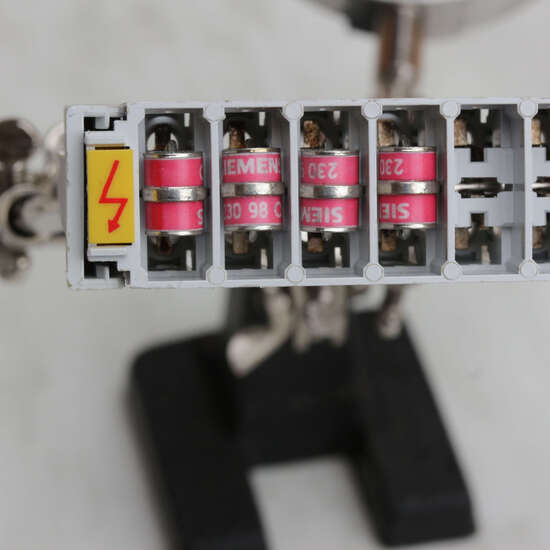 Descargadores de gas para protección repartidor telefónico