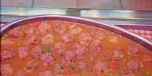 Albóndigas con tomate