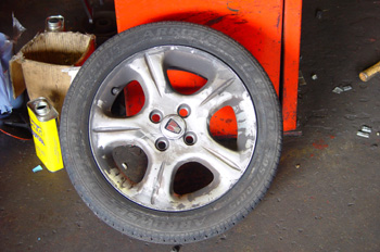 Neumático desinflado