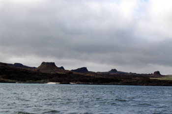 Pequeños conos volcánicos en la Isla San Cristóbal, Ecuador