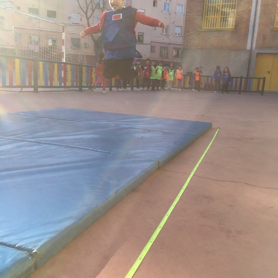 Miniolimpiadas. 1º y 2º 19