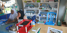 Farmacia, Cruz Roja, Melaboh, Sumatra, Indonesia